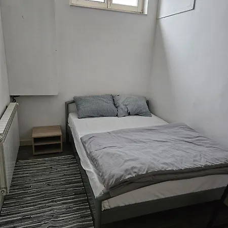 Hill Apartment